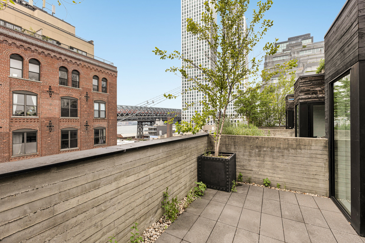 3 Wythe Ln Unit TWN Brooklyn, NY 11249 - Photo 29 of 34 Gallery Image 29