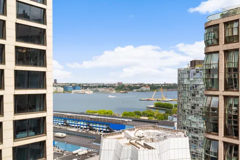 $3,175,000 | 500 West 18th Street, Unit EAST 20C | Chelsea