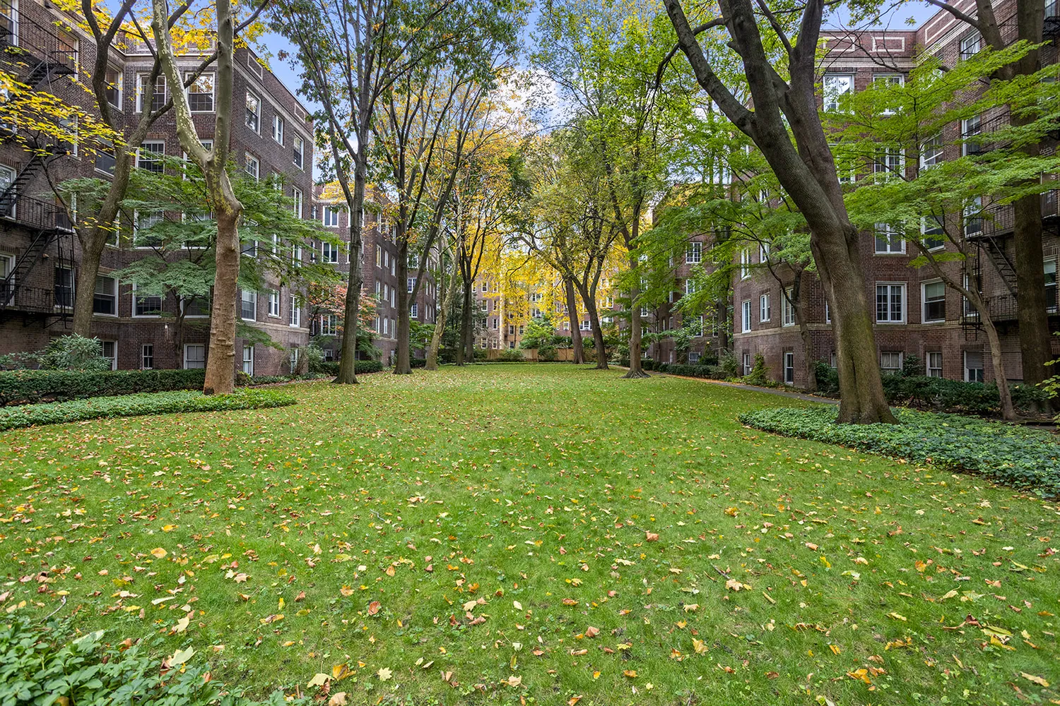 $855,000 | 34-27 79th Street, Unit 42 | Jackson Heights