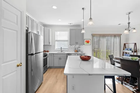 $485,000 | 21762 Dragons Green Square, Ashburn, VA 20147