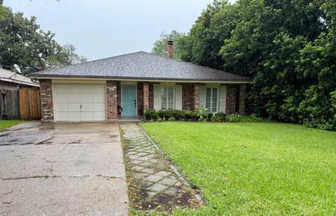 $335,000 | 635 Little Farms Avenue, River Ridge, LA 70123