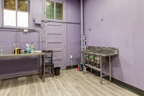 $550,000 | 5464 Gravois Avenue, St. Louis, MO 63116