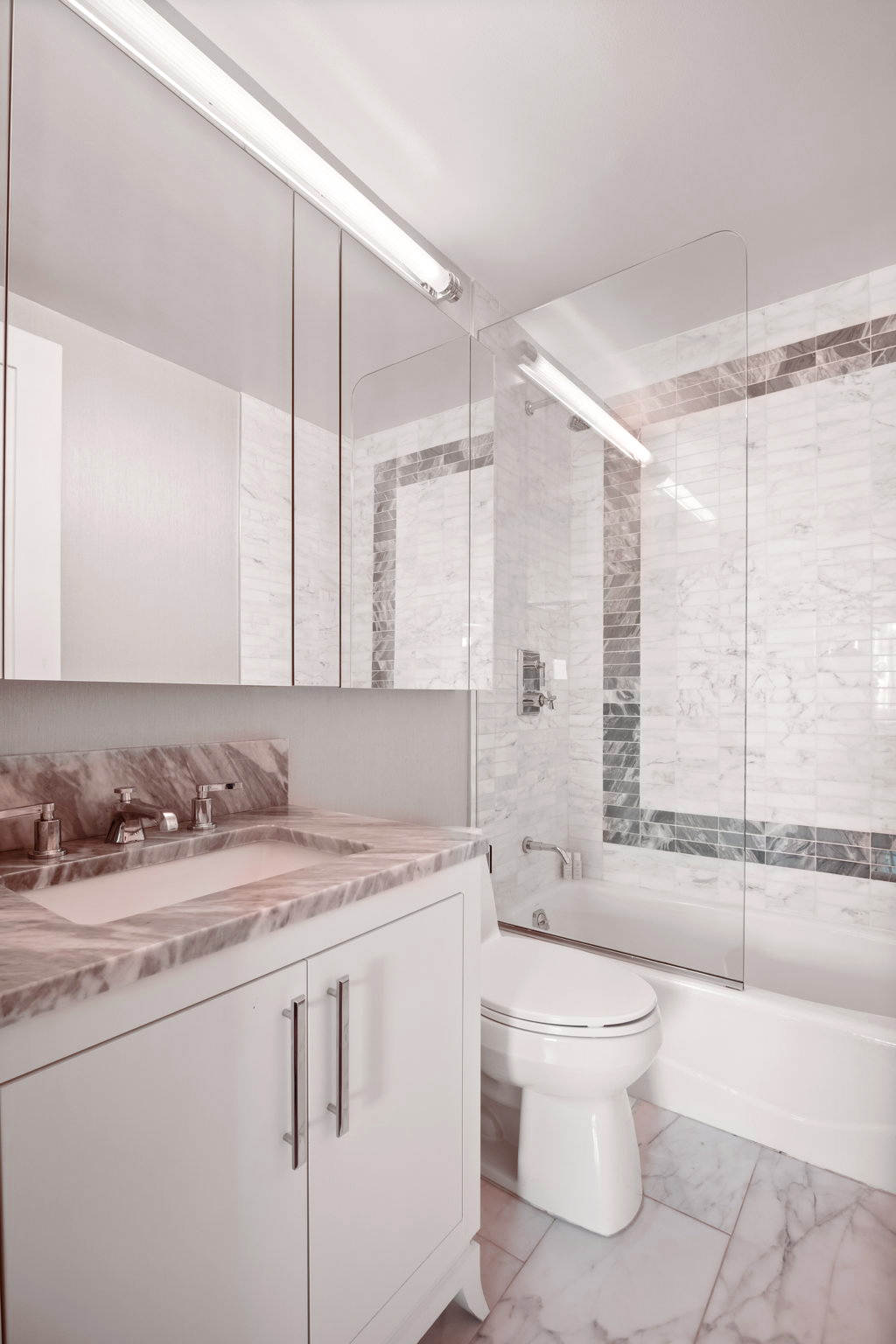 200 East 94th Street, Unit 814 Manhattan, NY 10128 - Photo 7 of 18