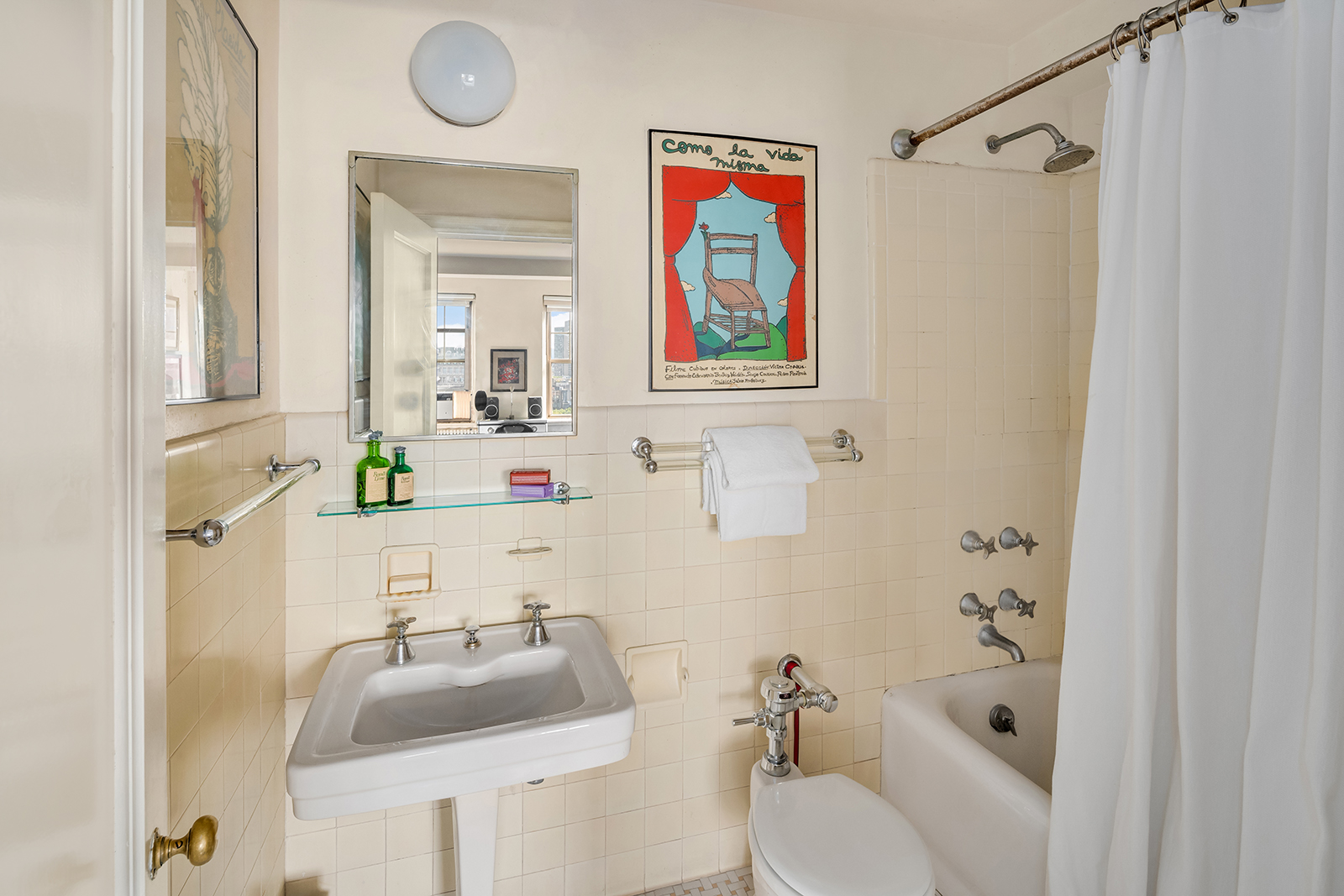 45 Christopher Street, Unit 15C Manhattan, NY 10014 - Photo 6 of 9