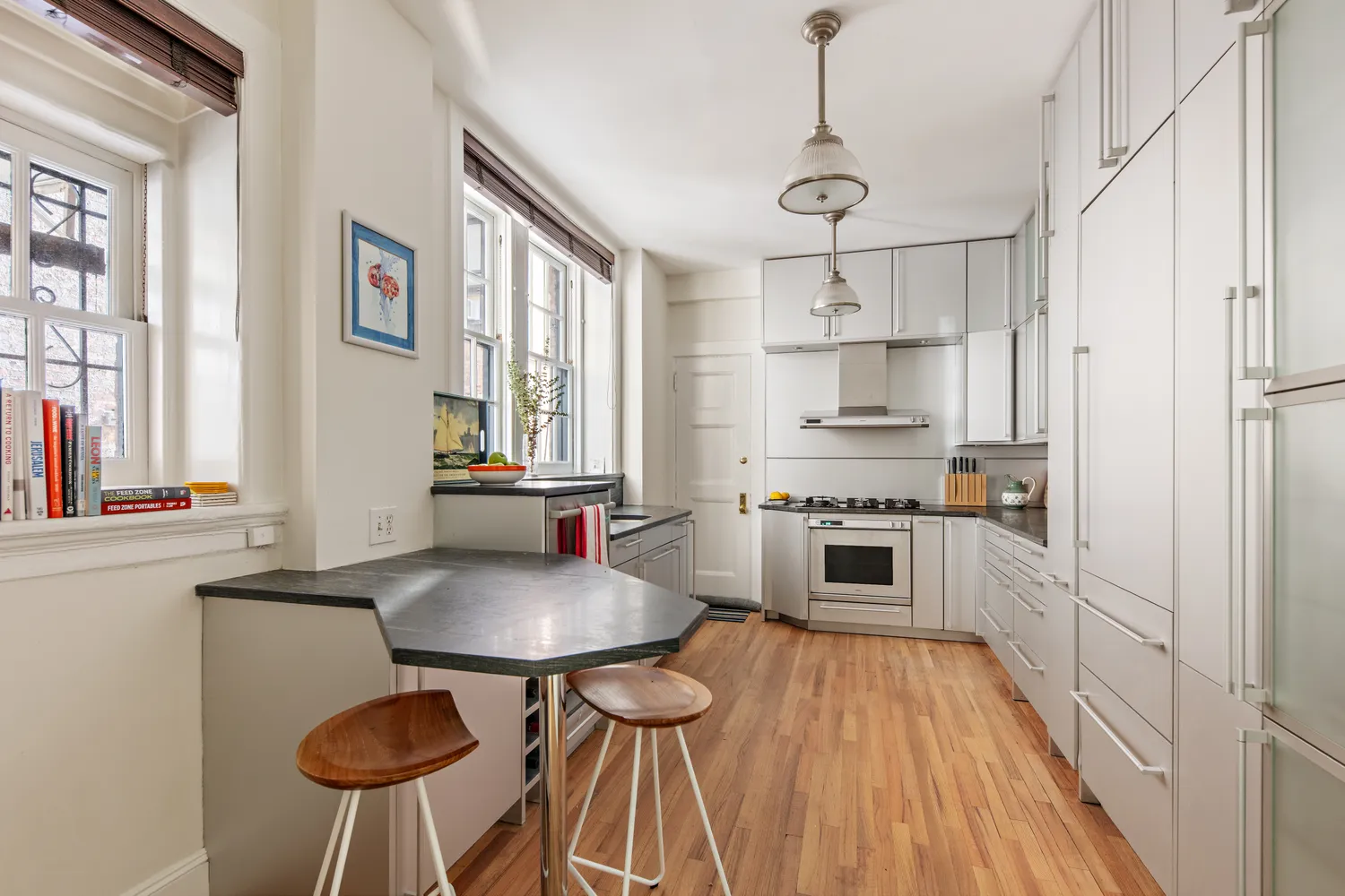 $3,650,000 | 24 Gramercy Park South, Unit 1/2E | Gramercy