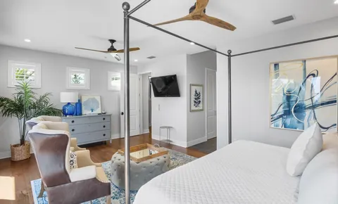 $4,400,000 | 220 North Harbor Drive, Holmes Beach, FL 34217