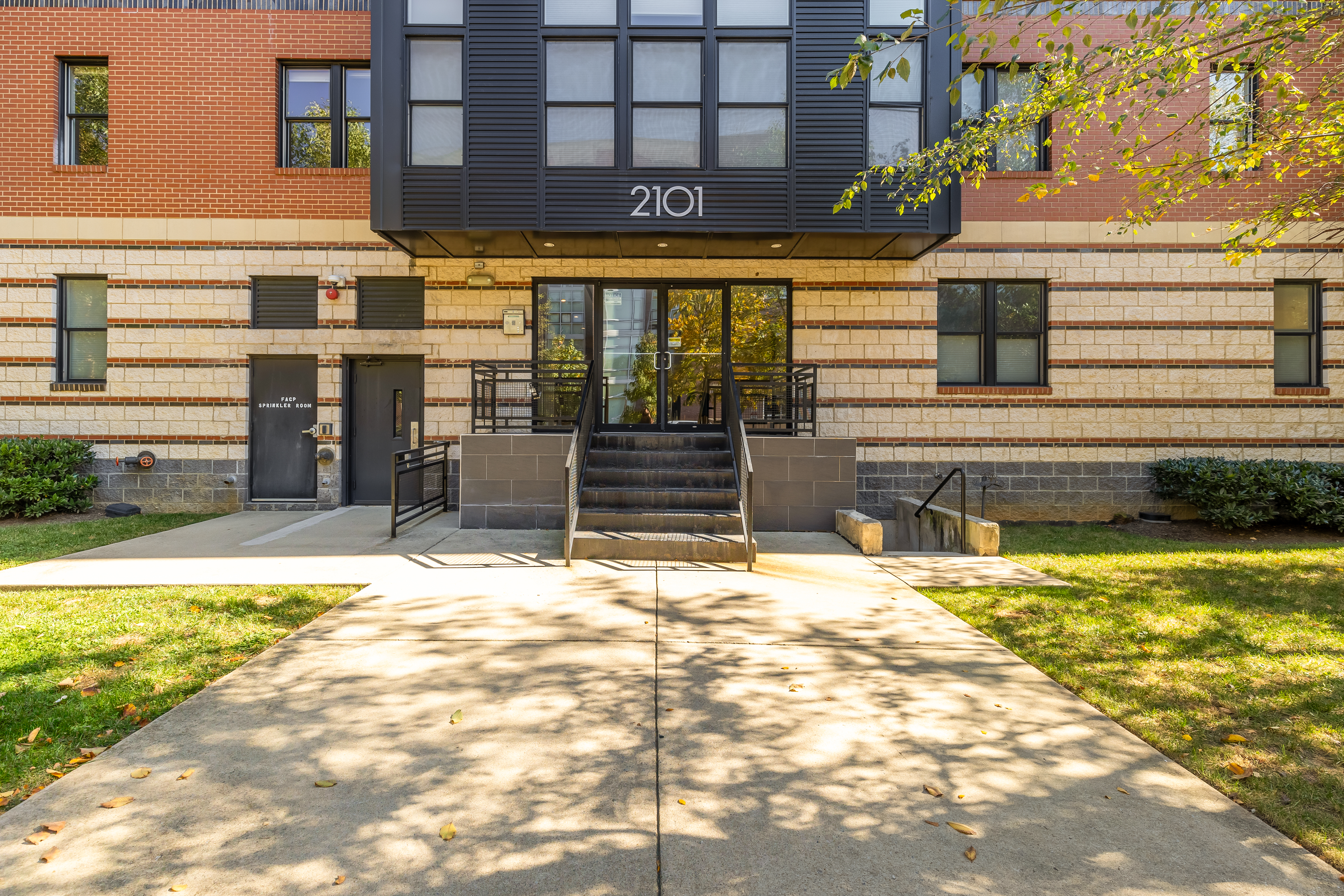 2101 11th Street Northwest, Unit 403 Washington, DC 20001 - Photo 27 of 30 a house view with a outdoor space