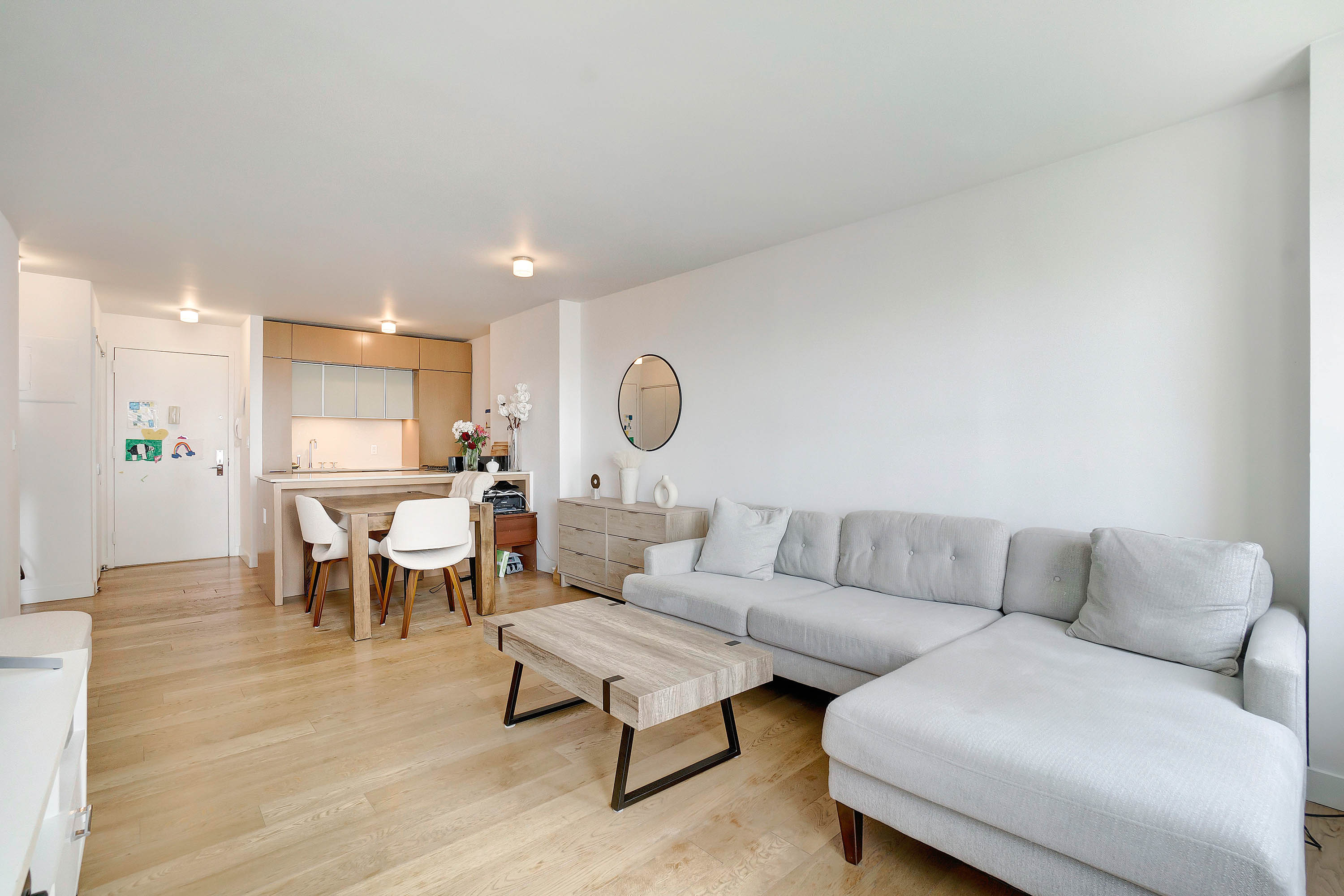 225 Rector Place, Unit 17F Manhattan, NY 10280 - Photo 4 of 10