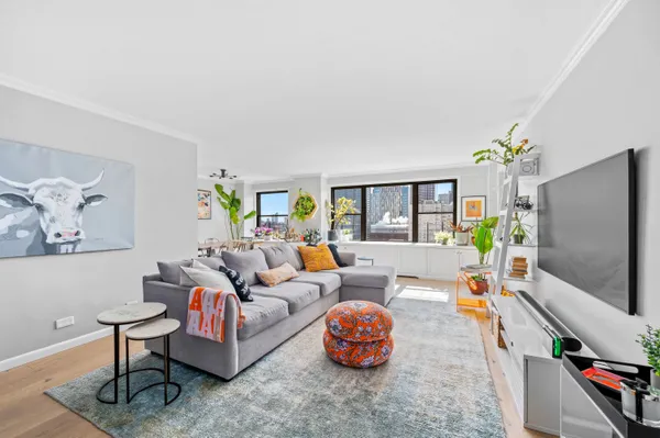 $1,925,000 | 505 East 79th Street, Unit 15K | Upper East Side