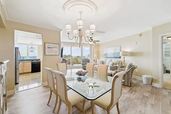 $1,600,000 | 15400 Emerald Coast Parkway, Unit 304, Destin, FL 32541