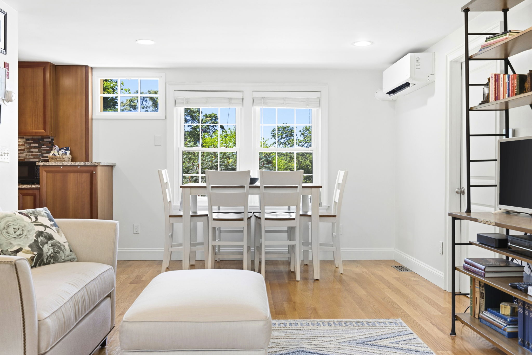 6 R Fairview Avenue Swampscott, MA 01907 - Photo 7 of 39 Gallery Image 7