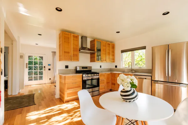 $1,850,000 | 719 Coeur D Alene Avenue, Venice, CA 90291
