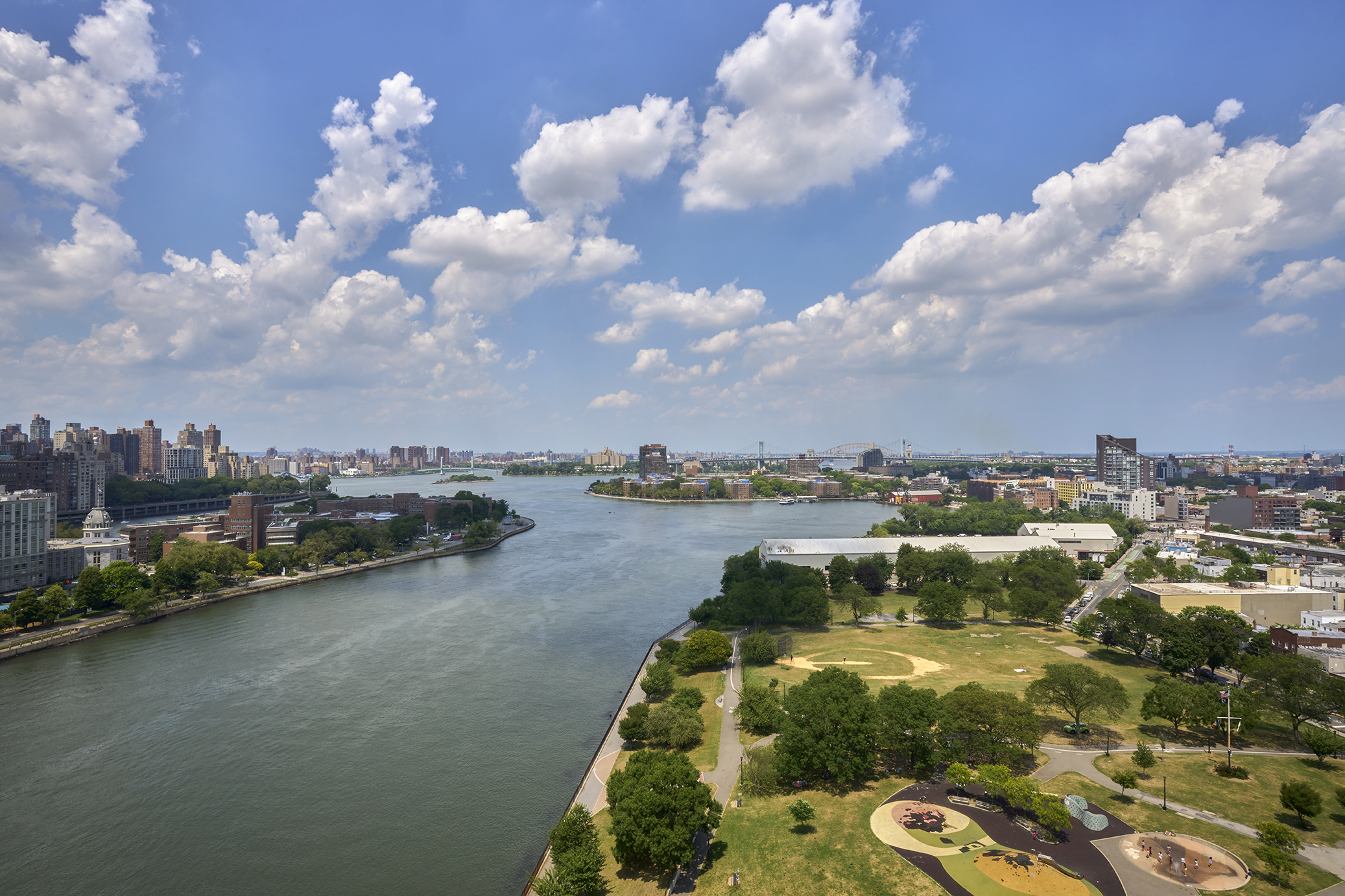 34-46 Vernon Boulevard, Unit E803 Queens, NY 11106 - Photo 15 of 17