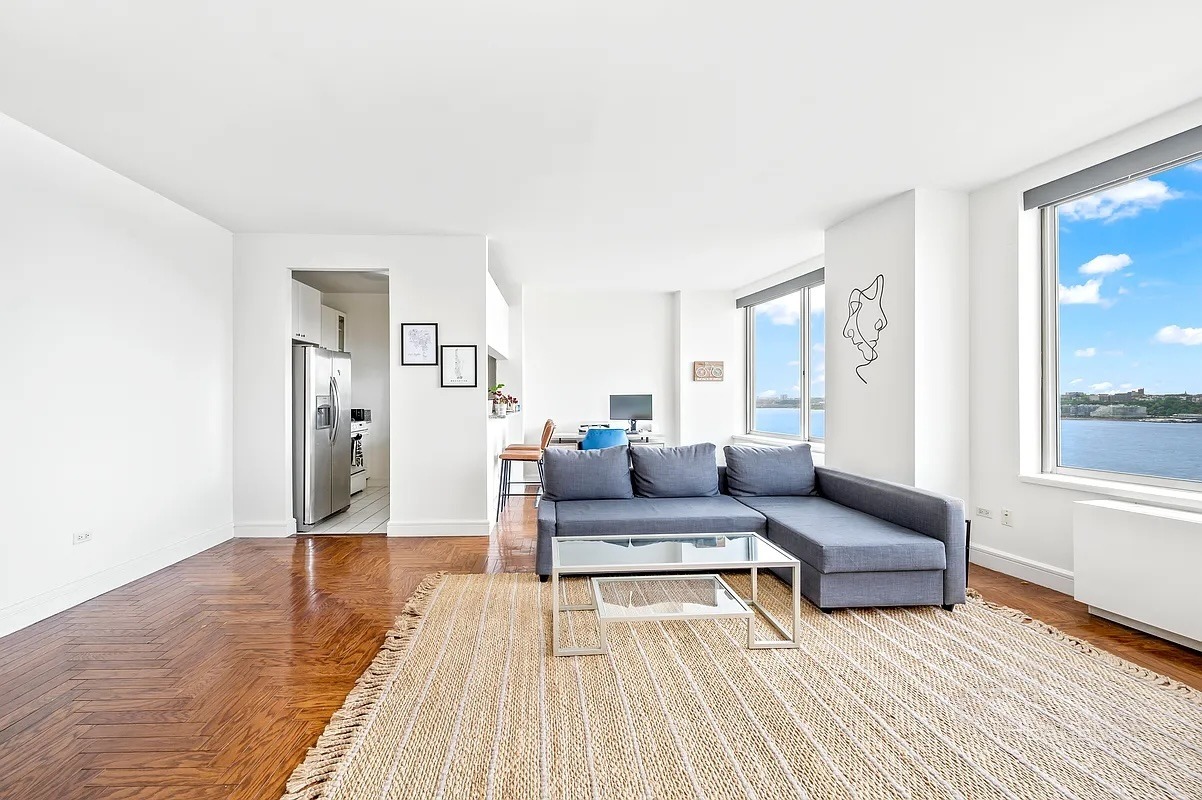 200 Riverside Boulevard, Unit 18I Manhattan, NY 10069 - Photo 2 of 7 Gallery Image 2