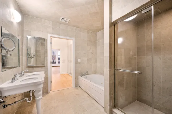 $26,995 | 354 Broadway, Unit 3 | TriBeCa