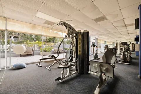 $1,499,000 | 10450 Wilshire Boulevard, Unit 7E, Los Angeles, CA 90024