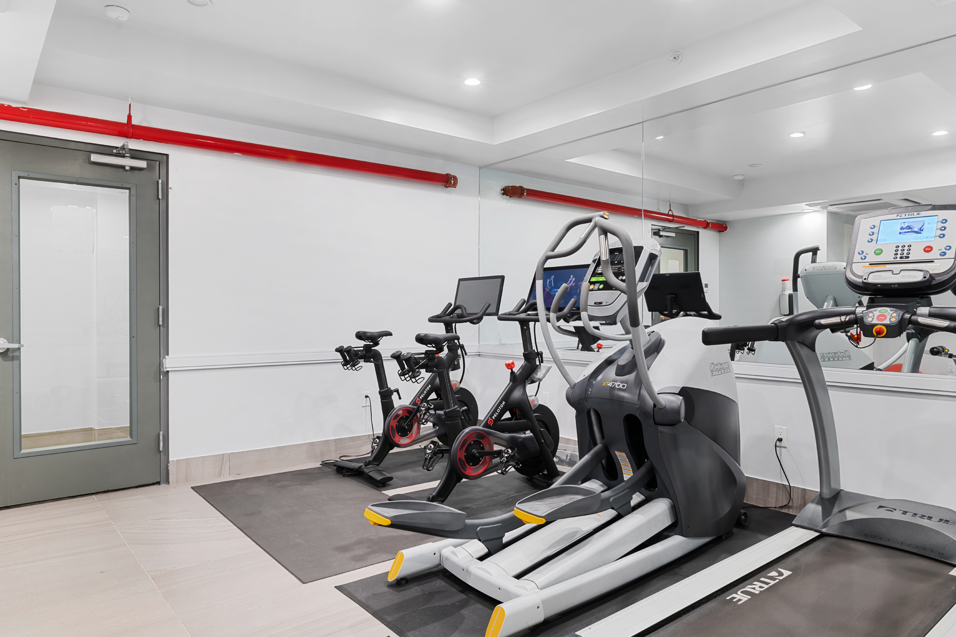 695 6th Avenue, Unit 2P Brooklyn, NY 11215 - Photo 13 of 15 a view of a room with gym equipment