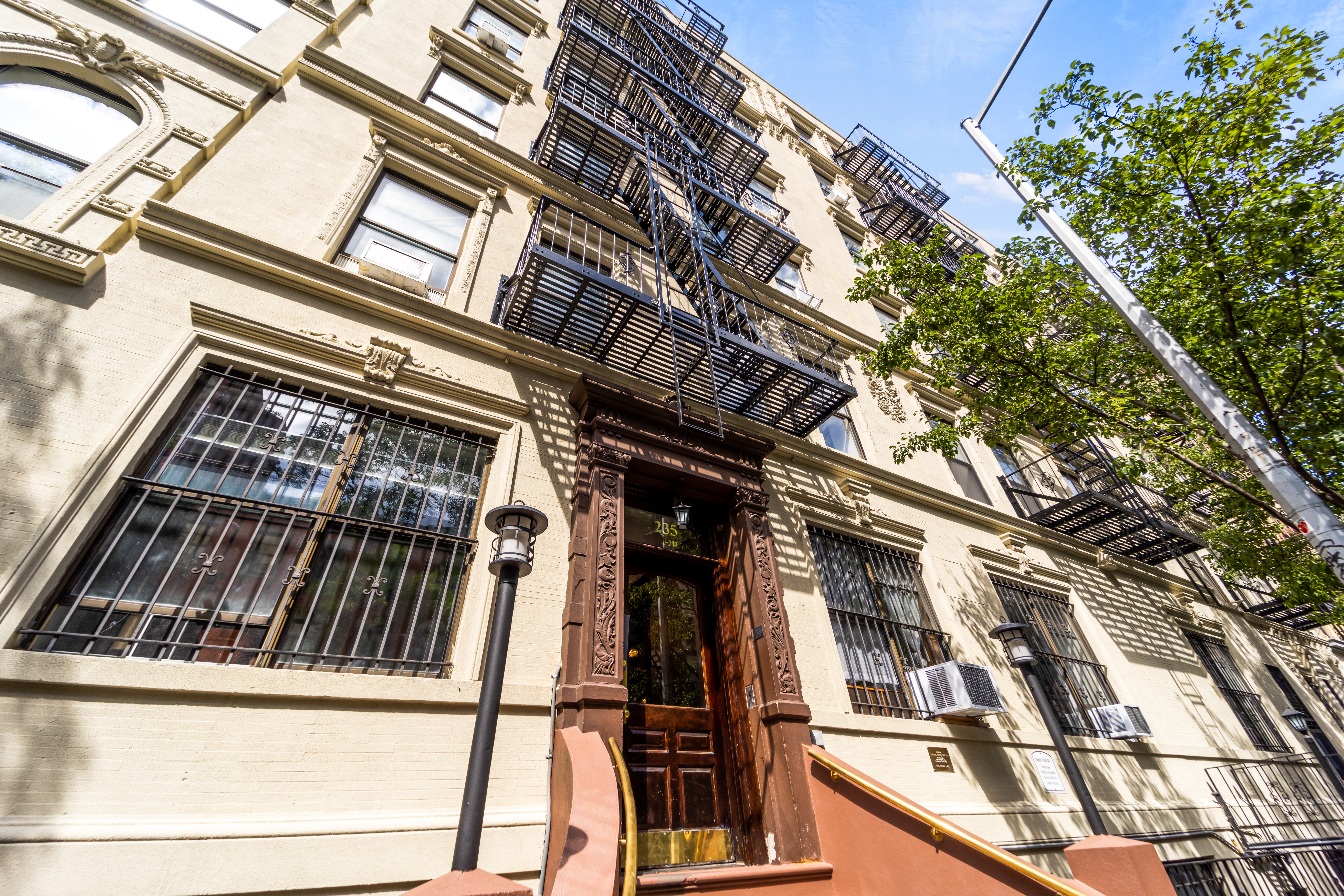 231 East 13th Street, Unit 6E Manhattan, NY 10003 - Photo 8 of 9