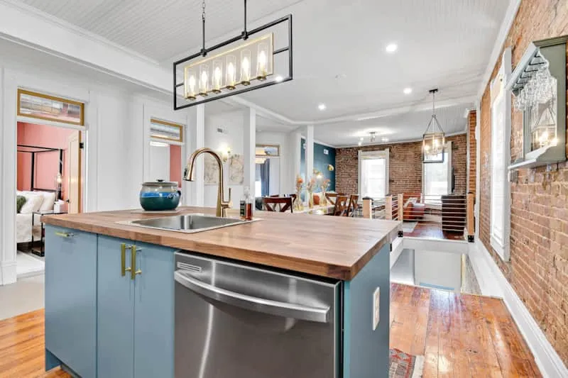 $465,000 | 510 Main Street, Wellsville, KS 66092