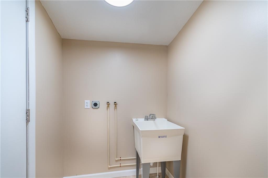 518 State Route Tarentum, PA 15084 - Photo 15 of 25