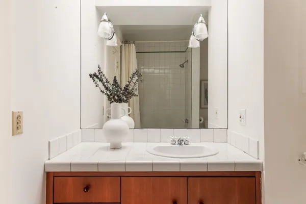 $2,495,000 | 3746 Ocean View Avenue, Los Angeles, CA 90066