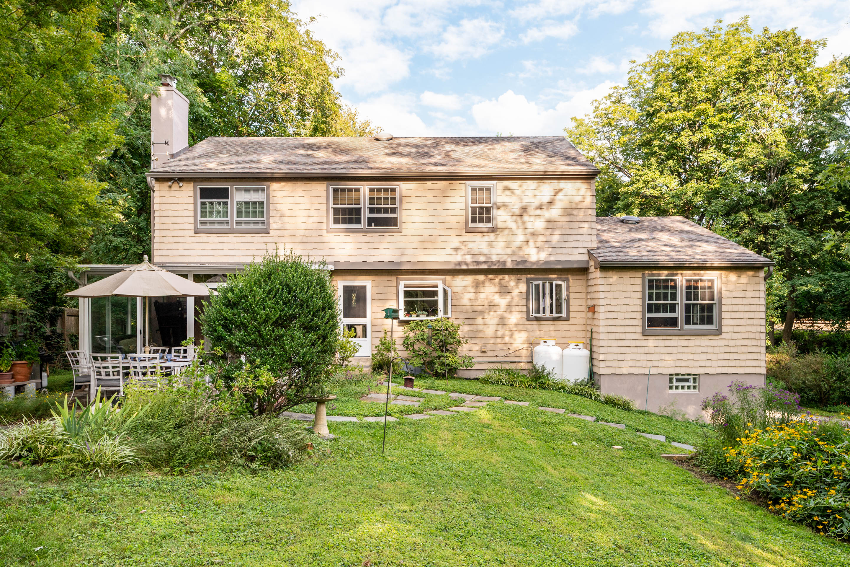 54 North Waterloo Road Devon, PA 19333 - Photo 5 of 10 Gallery Image 5