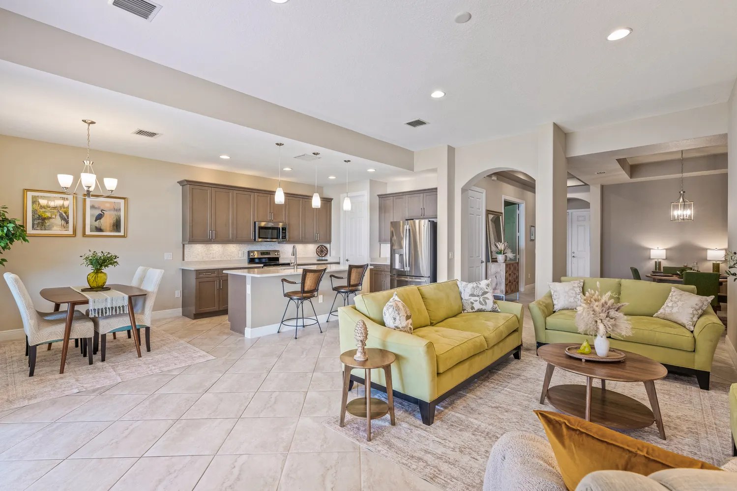 $525,000 | 1830 Berkshire Circle Southwest, Vero Beach, FL 32968