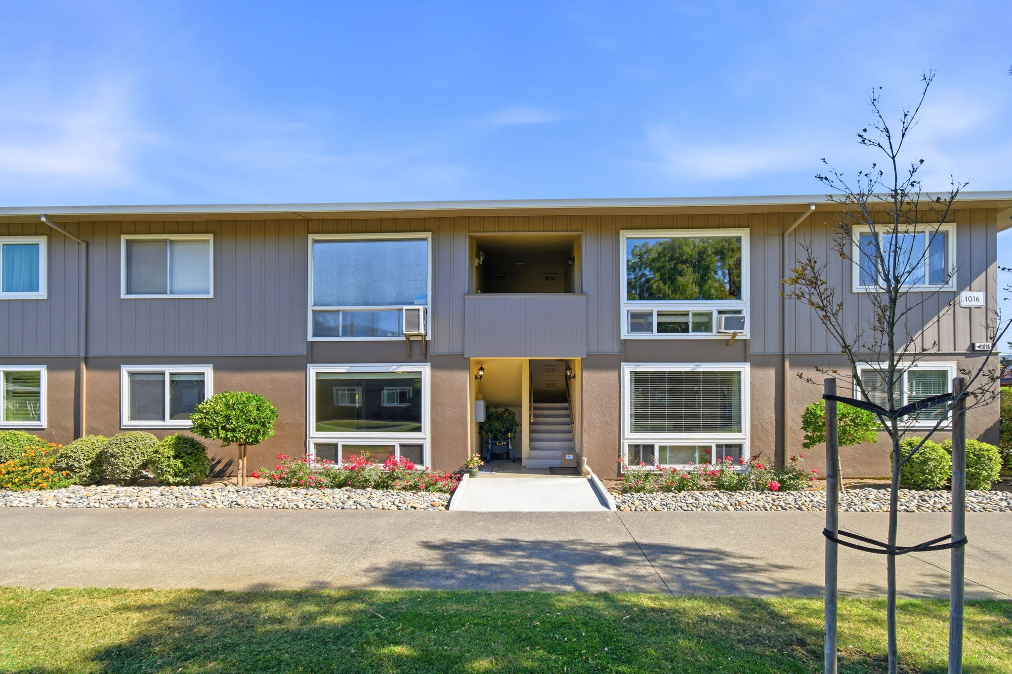 1016 Los Gamos Road, Unit D San Rafael, CA 94903 - Photo 1 of 28 Gallery Image 1