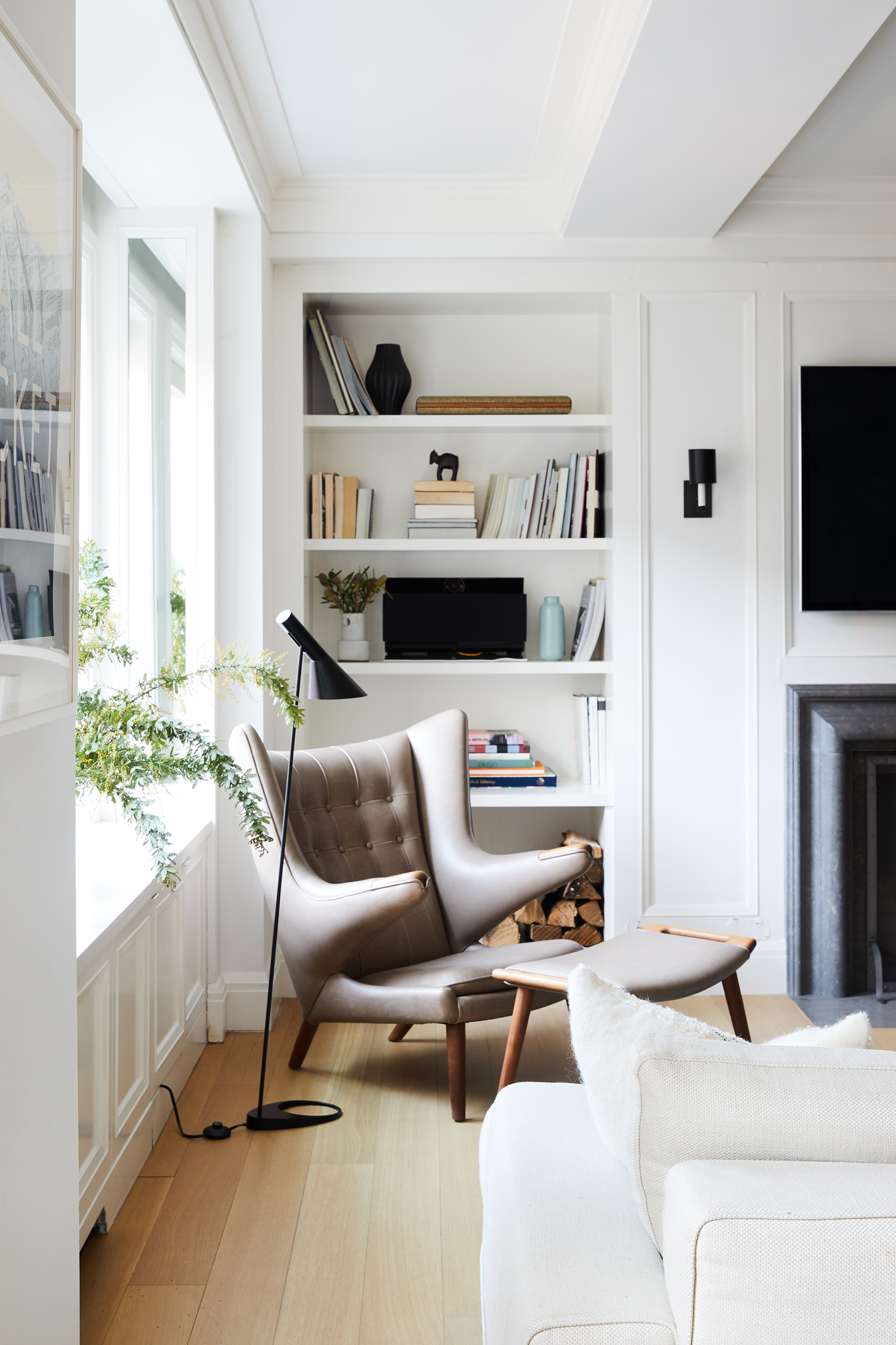 141 East 88th Street, Unit 4G Manhattan, NY 10128 - Photo 3 of 16