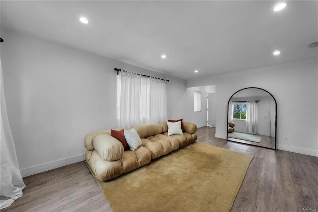 $595,000 | 354 East 111th Street, Los Angeles, CA 90061