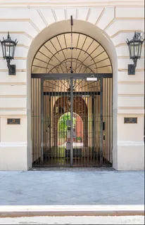 a view of entryway with a front door