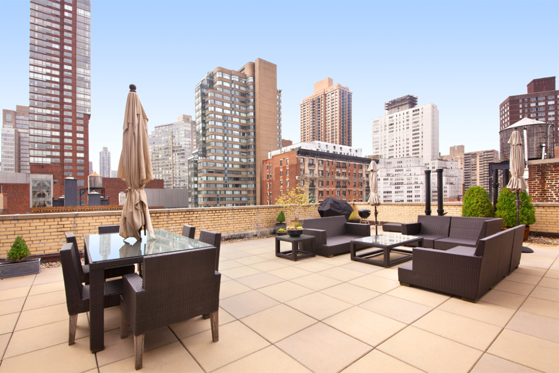 114 West 70th Street, Unit 1C Manhattan, NY 10023 - Photo 8 of 10