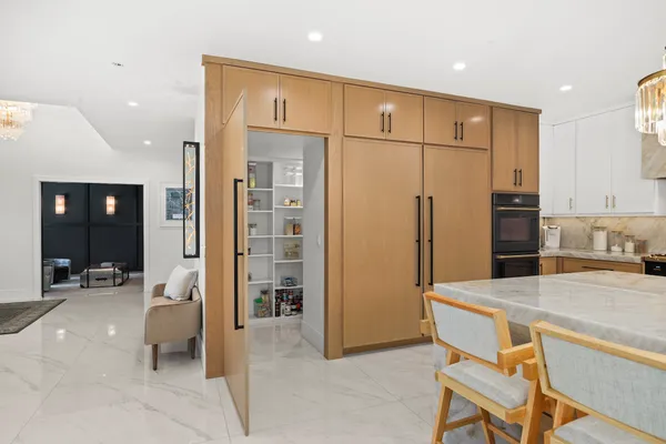 $5,300,000 | 20630 Kingsboro Way, Woodland Hills, CA 91364