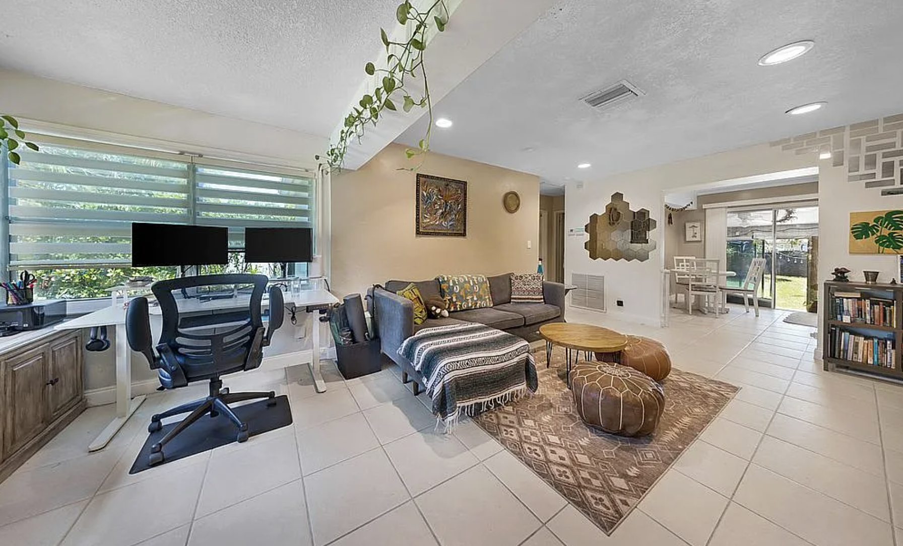 2326 Harding Street Hollywood, FL 33020 - Photo 5 of 10