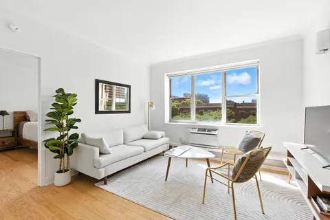 $600,000 | 1787 Madison Avenue, Unit 402 | Harlem