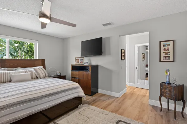 $889,000 | 1512 Maple Drive, Weston, FL 33327