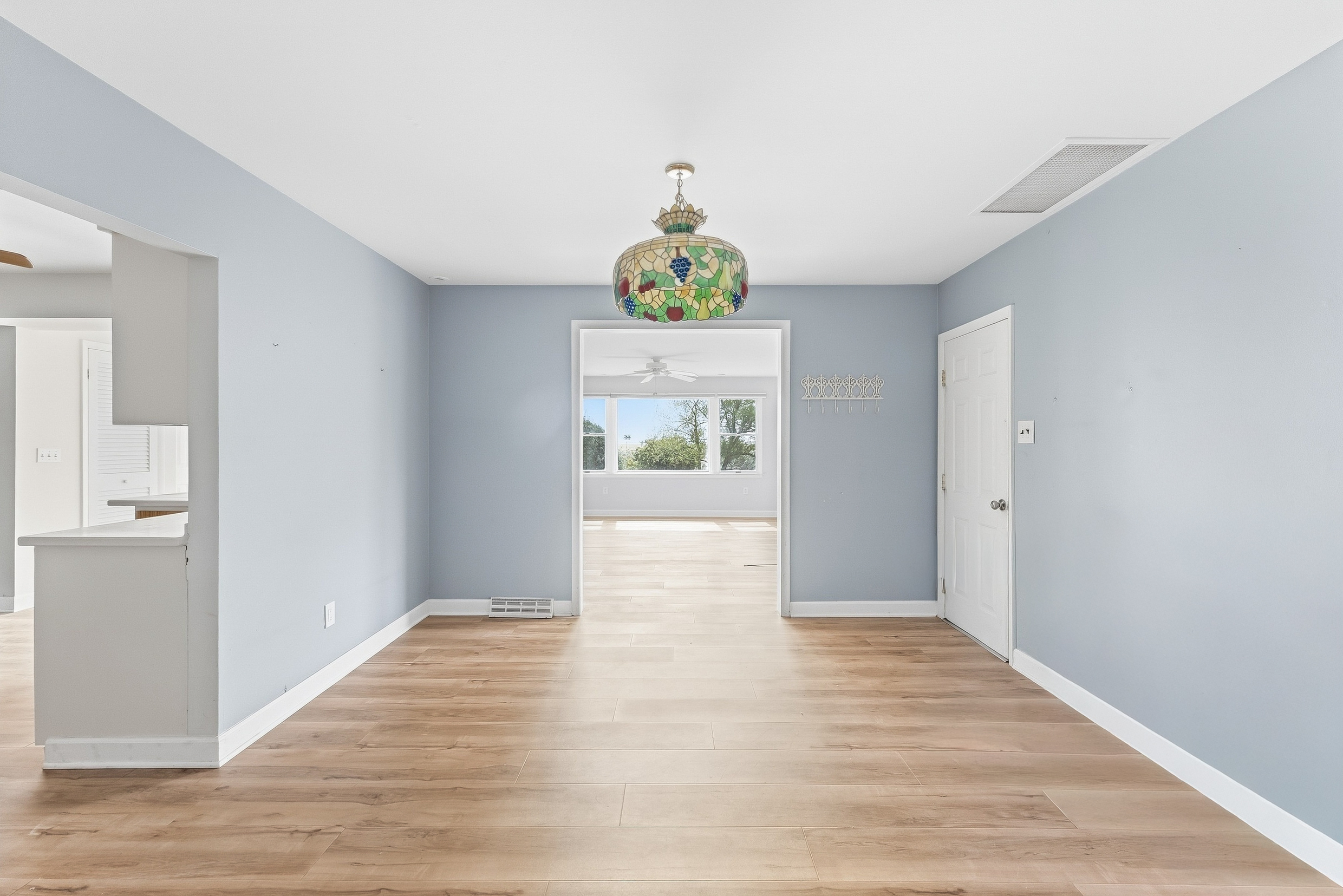 108 Carol Road Linwood, NJ 08221 - Photo 8 of 51 Gallery Image 8