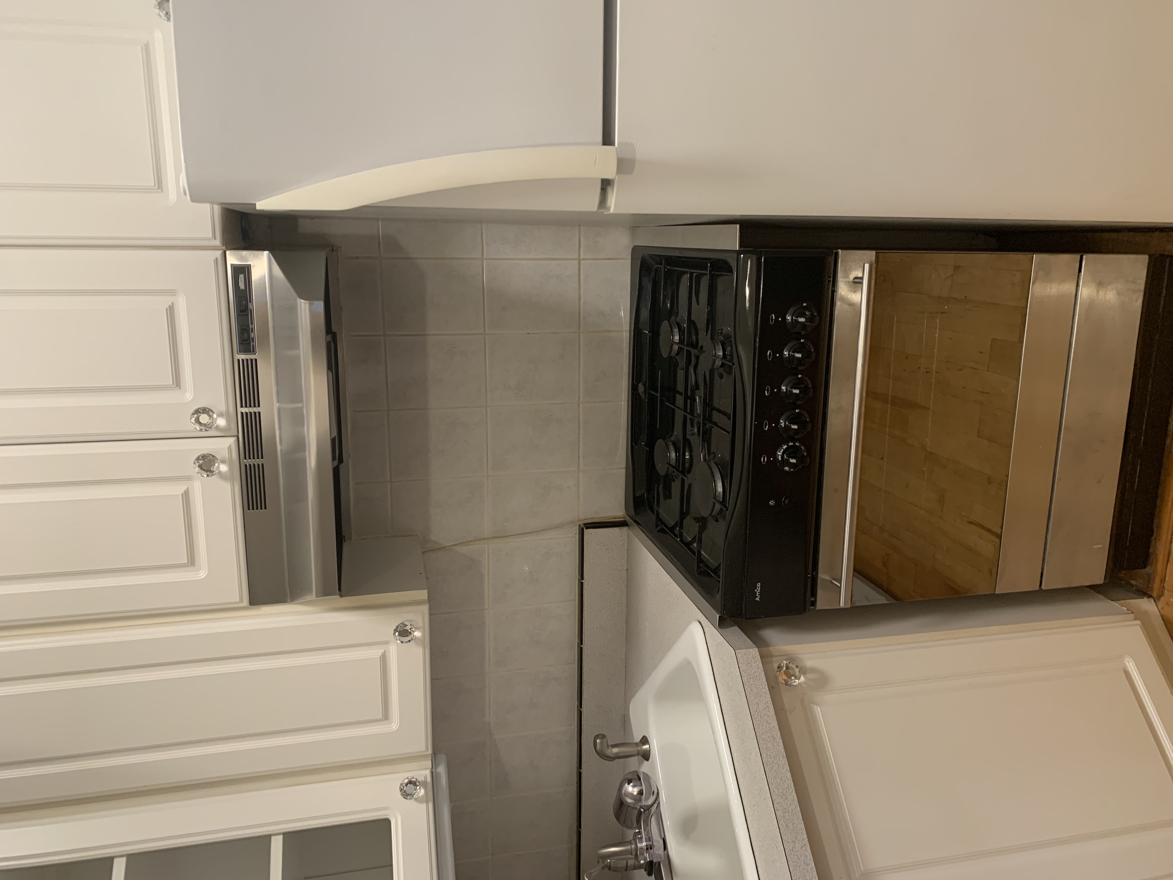 538 44th Street, Unit 2 Brooklyn, NY 11220 - Photo 6 of 6 a utility room with dryer and washer