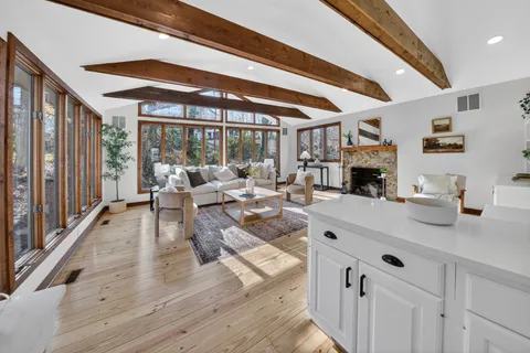 $1,350,000 | 6813 Winterberry Lane, Bethesda, MD 20817