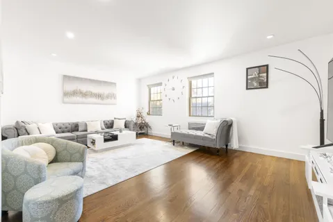 $1,050,000 | 1490 Beacon Street, Unit 4, Brookline, MA 02446