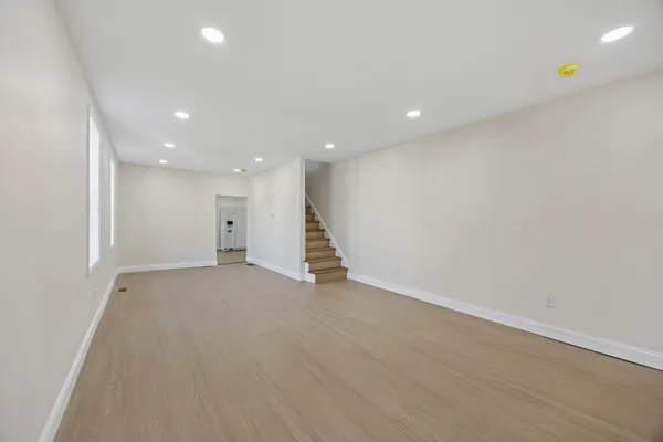 $260,000 | 1051 Springfield Road, Darby, PA 19023