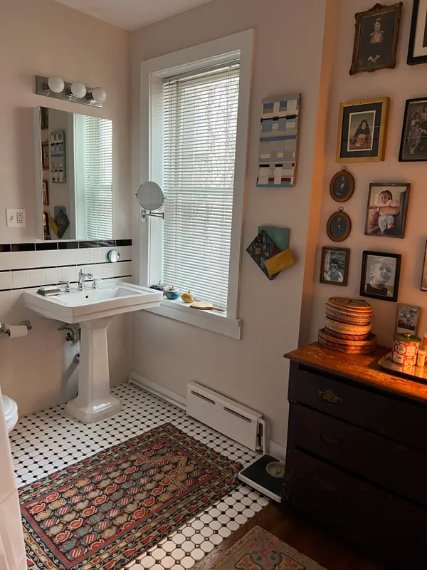 $12,500 | 6 Centre Market Place, Unit 3 | SoHo