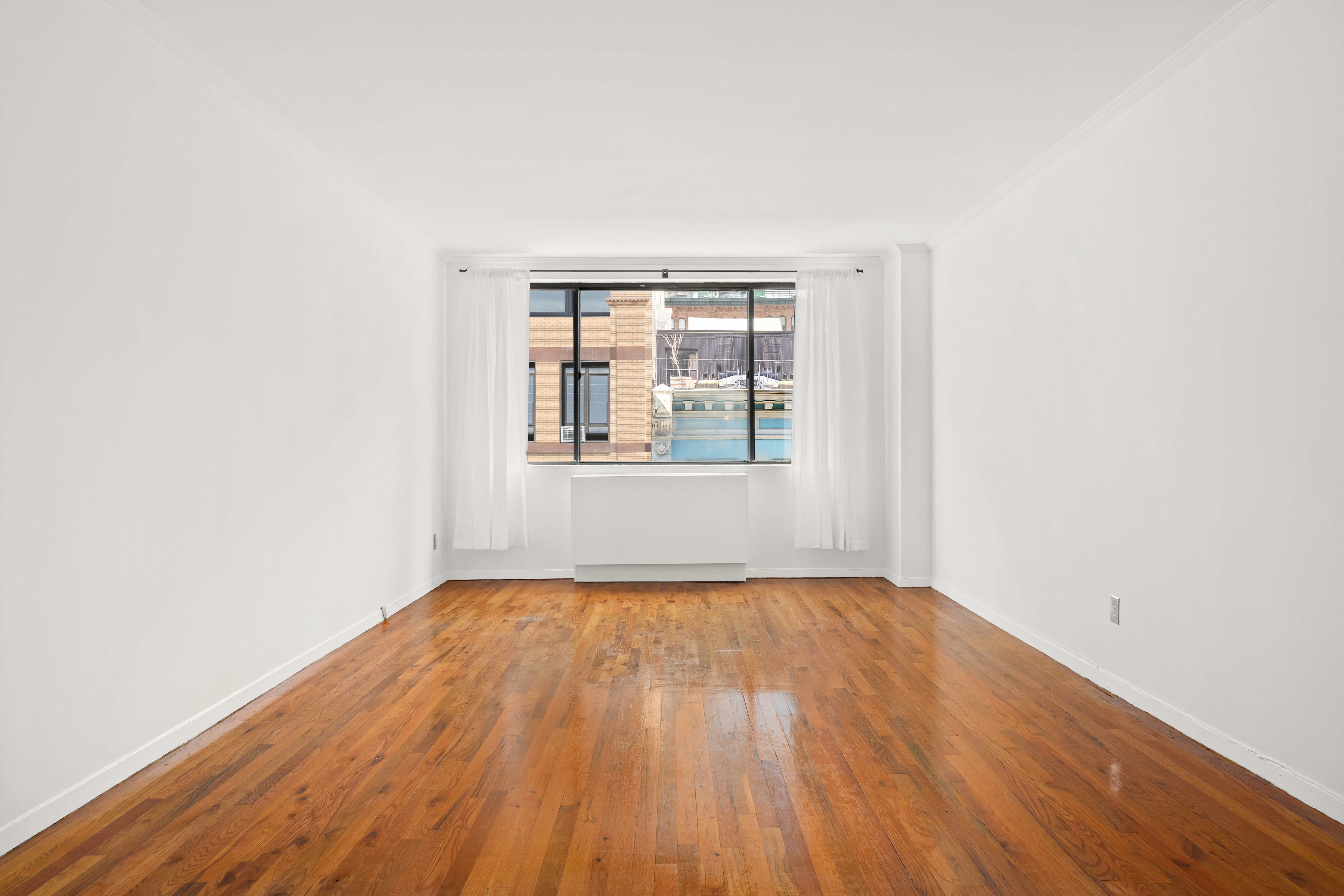 44 East 12th Street, Unit 7E Manhattan, NY 10003 - Photo 5 of 8 Gallery Image 5