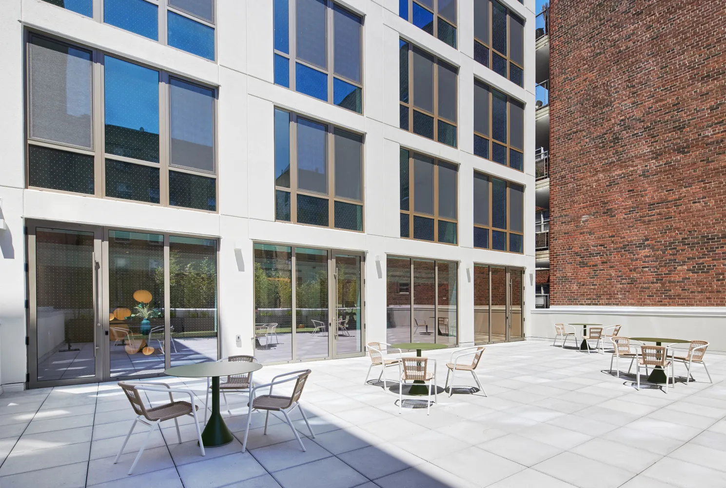 a view of a livingroom with a closet