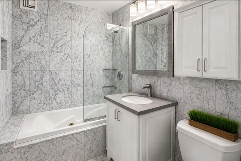 $1,150,000 | 112-01 Queens Boulevard, Unit 21B | Forest Hills