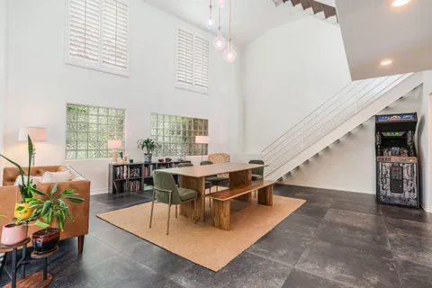 $2,795,000 | 833 17th Street, Unit 4, Santa Monica, CA 90403