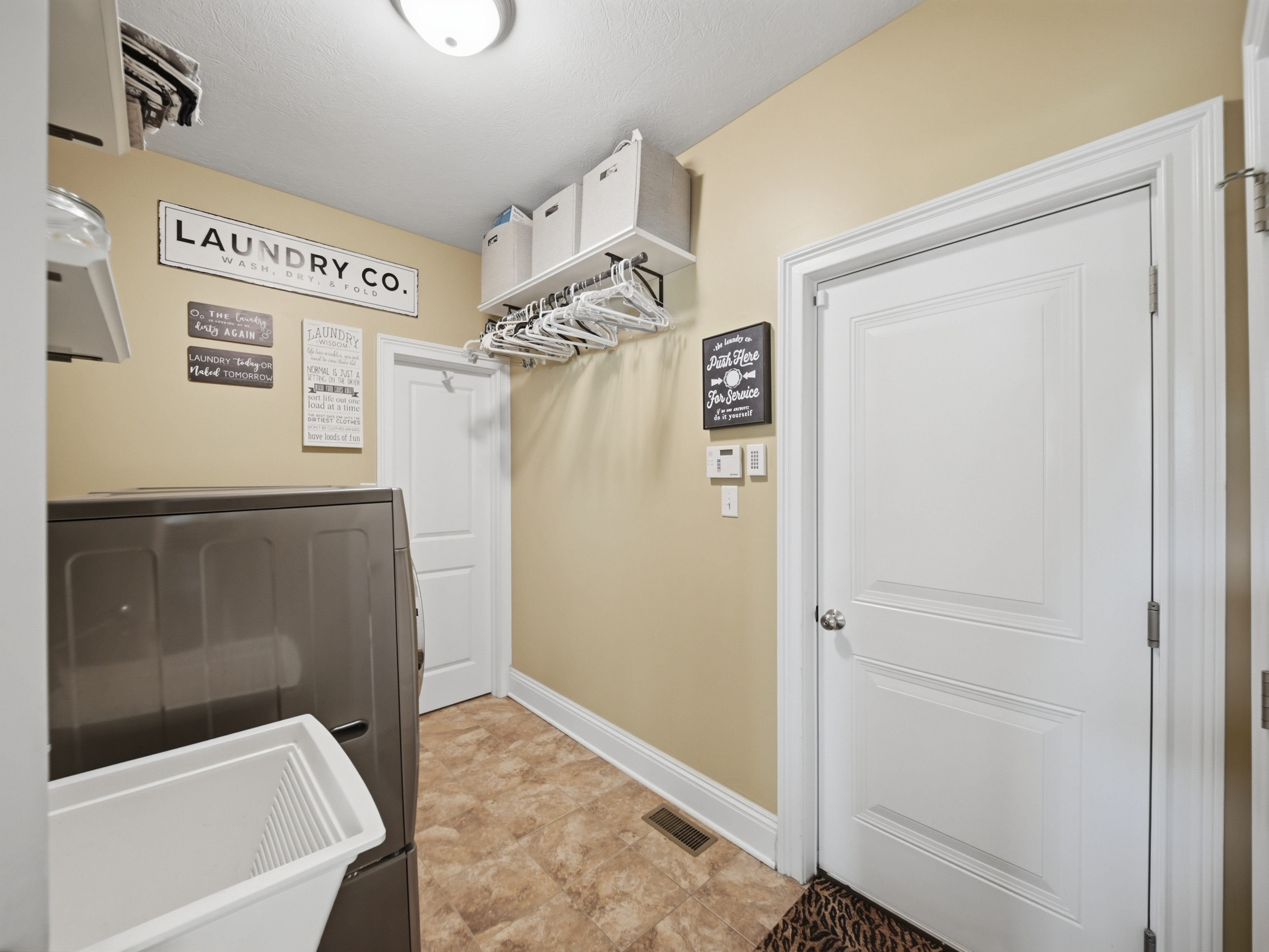 1805 Hassam Road Coraopolis, PA 15108 - Photo 22 of 45