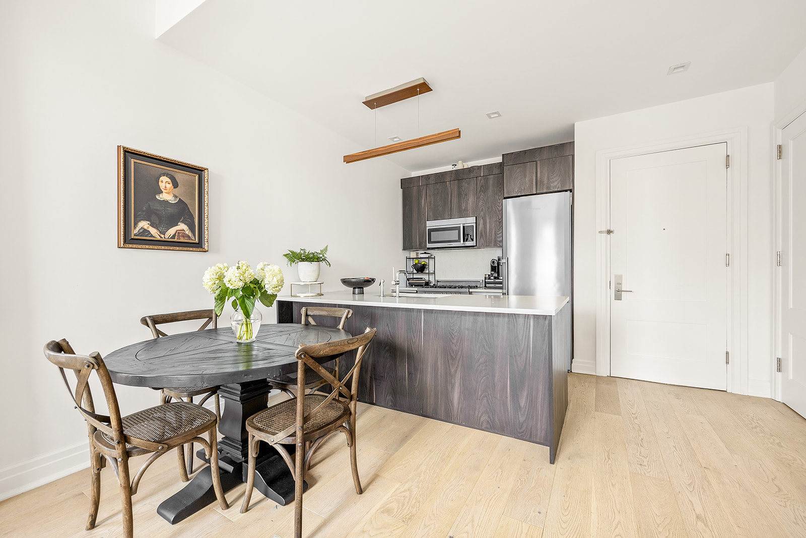 13-33 Jackson Avenue, Unit 9B Queens, NY 11101 - Photo 3 of 17