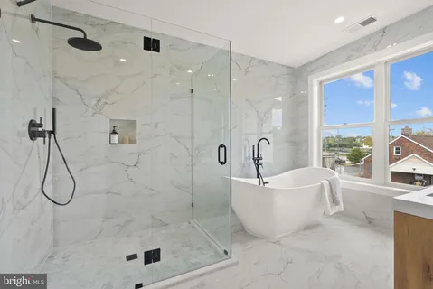 $1,050,000 | 2118 Rand Place Northeast, Washington, DC 20002