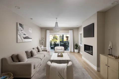 $4,498,000 | 207 21st Street, Huntington Beach, CA 92648